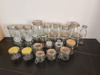 Set of glass bottle jars - Most of them air tight