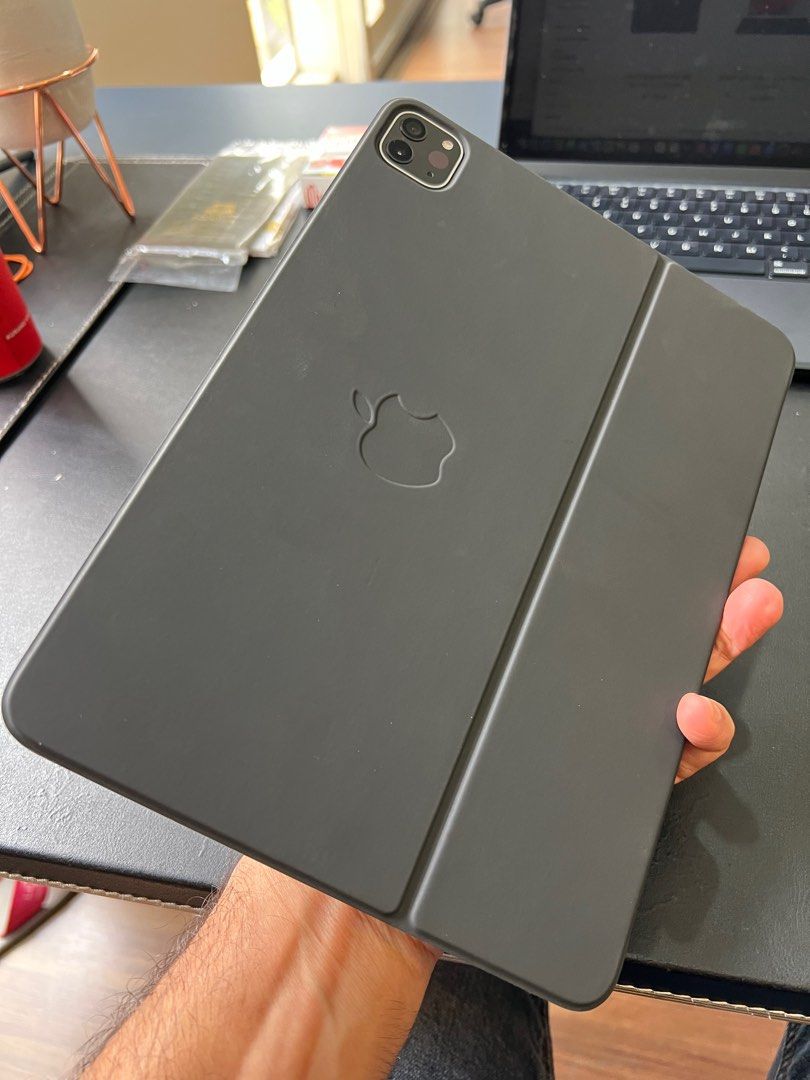 Smart Keyboard Folio for iPad Pro 11inch (4th generation), Computers