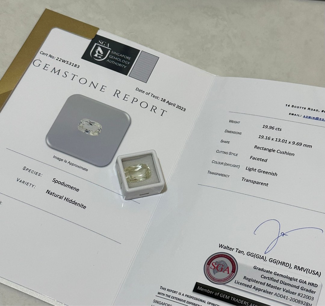 Spodumene Hiddenite, Women's Fashion, Jewelry & Organisers, Precious