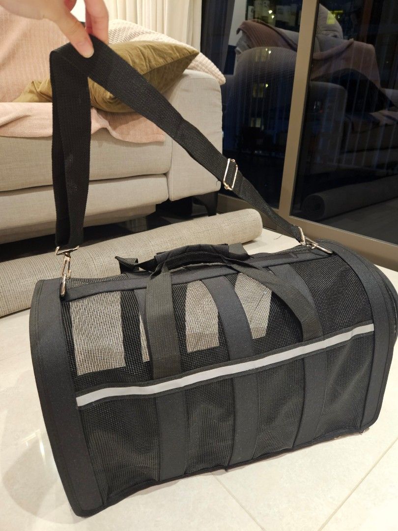 Structured mesh pet carrier, Pet Supplies, Homes & Other Pet