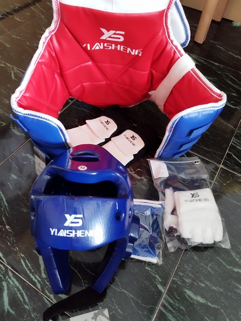 Taekwondo sparring set, Sports Equipment, Other Sports Equipment and