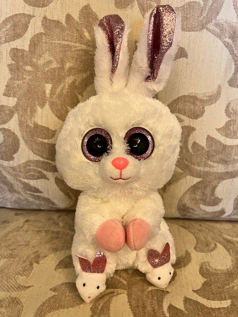 TY Rabbit soft toy, Hobbies & Toys, Toys & Games on Carousell