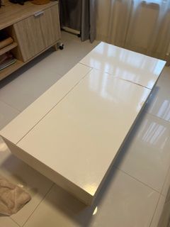 White Lift Top Coffee Table