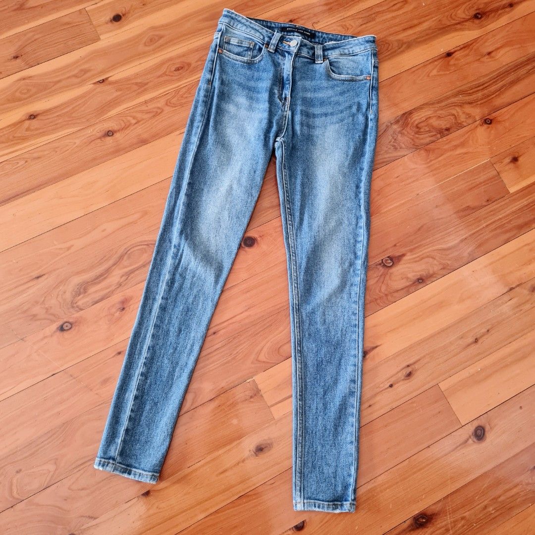 Women's size 26 'CAMILLA AND MARC' Stevie skinny jeans faded indigo - EUC (Category: Women's Clothes) located in Sydney. Submitted by bilic83 (Listing ID 1229262888, Image 1). Description: .
