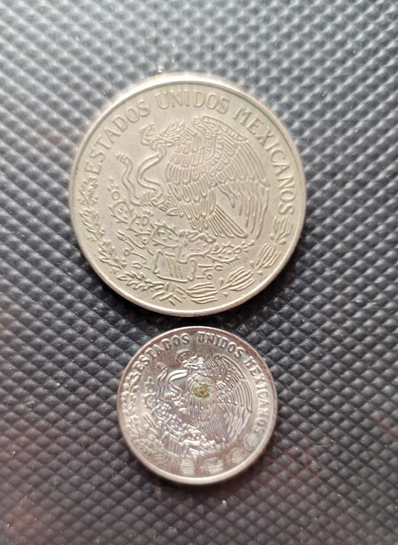 墨西哥幣1元及20¢, 書籍、休閒與玩具, 收藏、紀念品, 錢幣、紙鈔在旋轉拍賣