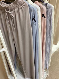 （分類：）位於 。 由 kuroe.w 提交（商品編號 1224020438，圖片 1）。簡介： 。