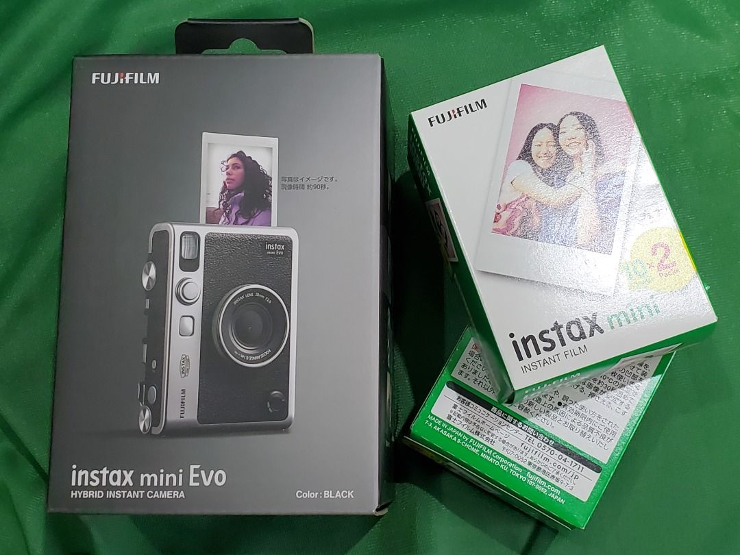 全新未開盒日水Fujifilm instax mini EVO 即影即有相機+ 2x20 張相紙