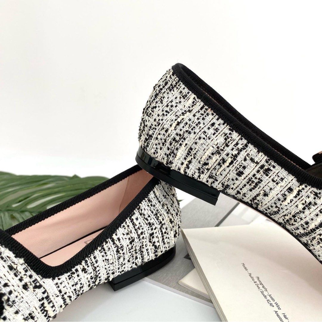 💯% Authentic Roger Vivier Black & White Tweed Mary Jane Shoes With Crystal  Diamond Buckle