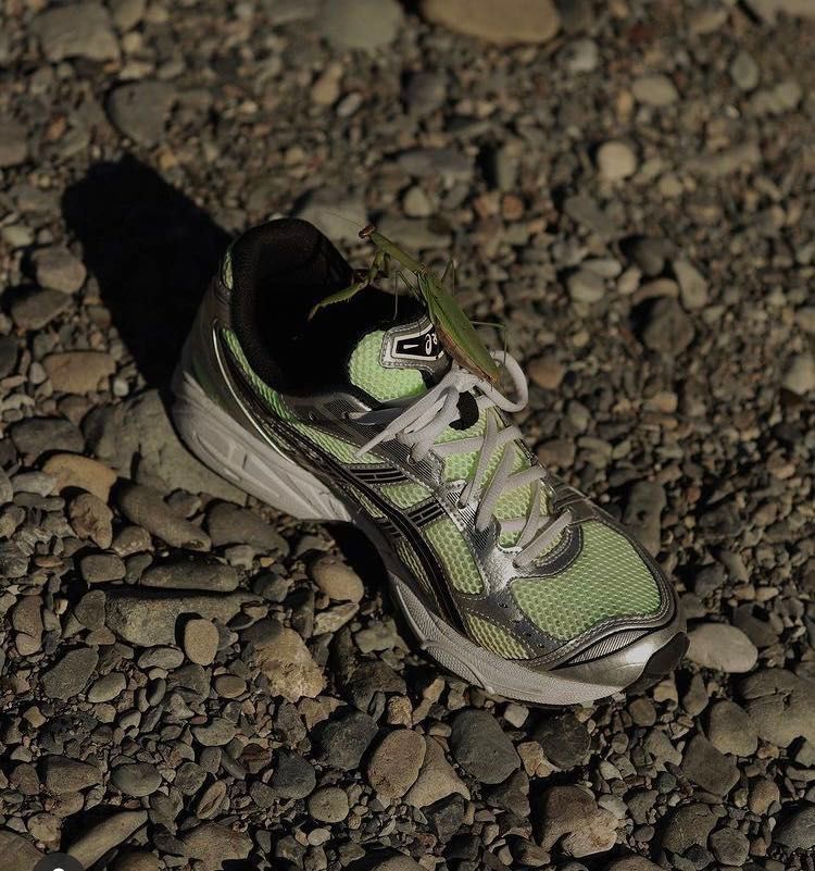 Mint discount green asics