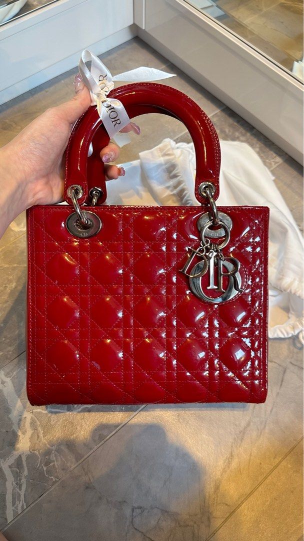 Red discount dior bag