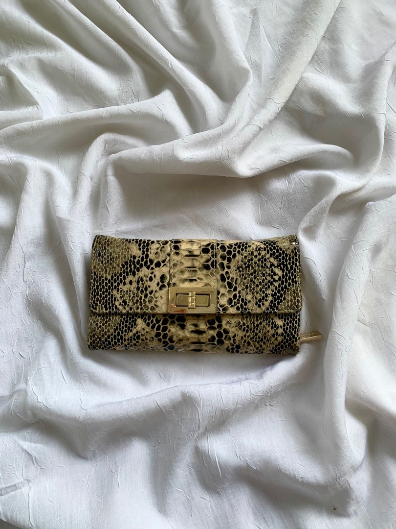 Authentic Danier leather snakeskin wallet, Women's Fashion, Bags & Wallets, Wallets & Card