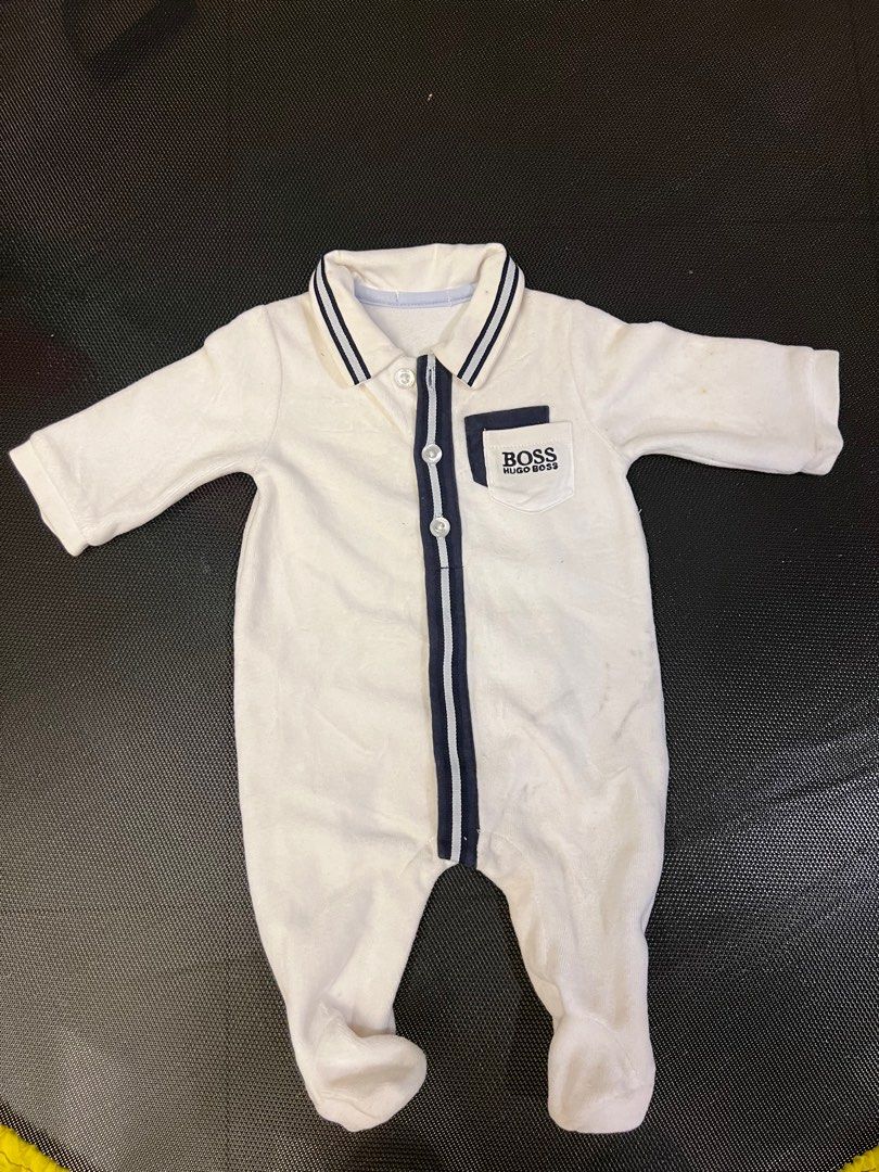 Hari raya offer Authentic Hugo boss baby jumper 12m jumpsuit