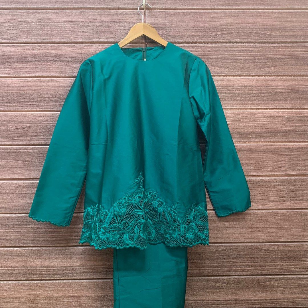 Baju kurung discount thai silk online
