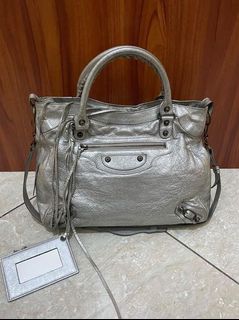 (Kategori: ) berada di . Dikirim oleh marshaptr (ID iklan 1224460832, Gambar 1). Deskripsi: .