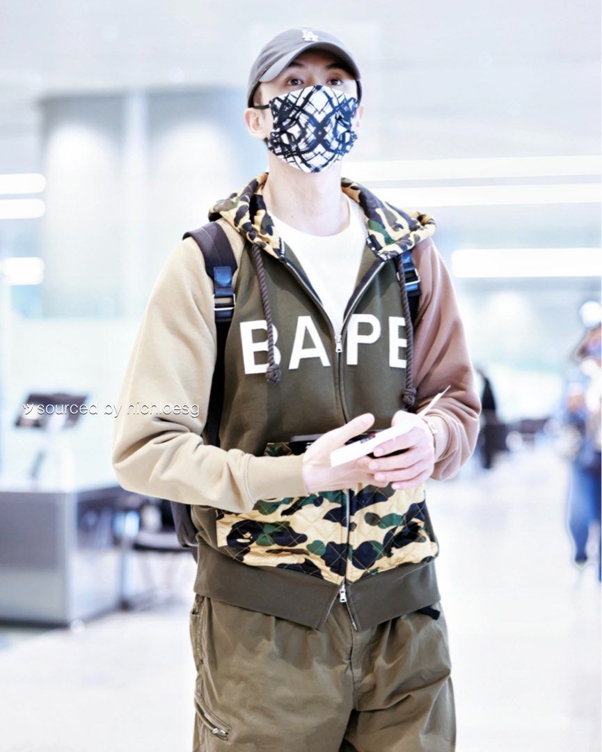 BAPE 1ST CAMO FULL ZIP HOODIE