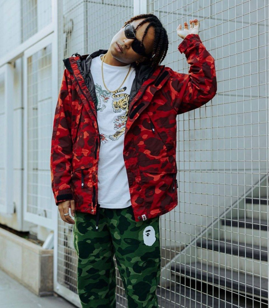 Red camo snowboard jacket online