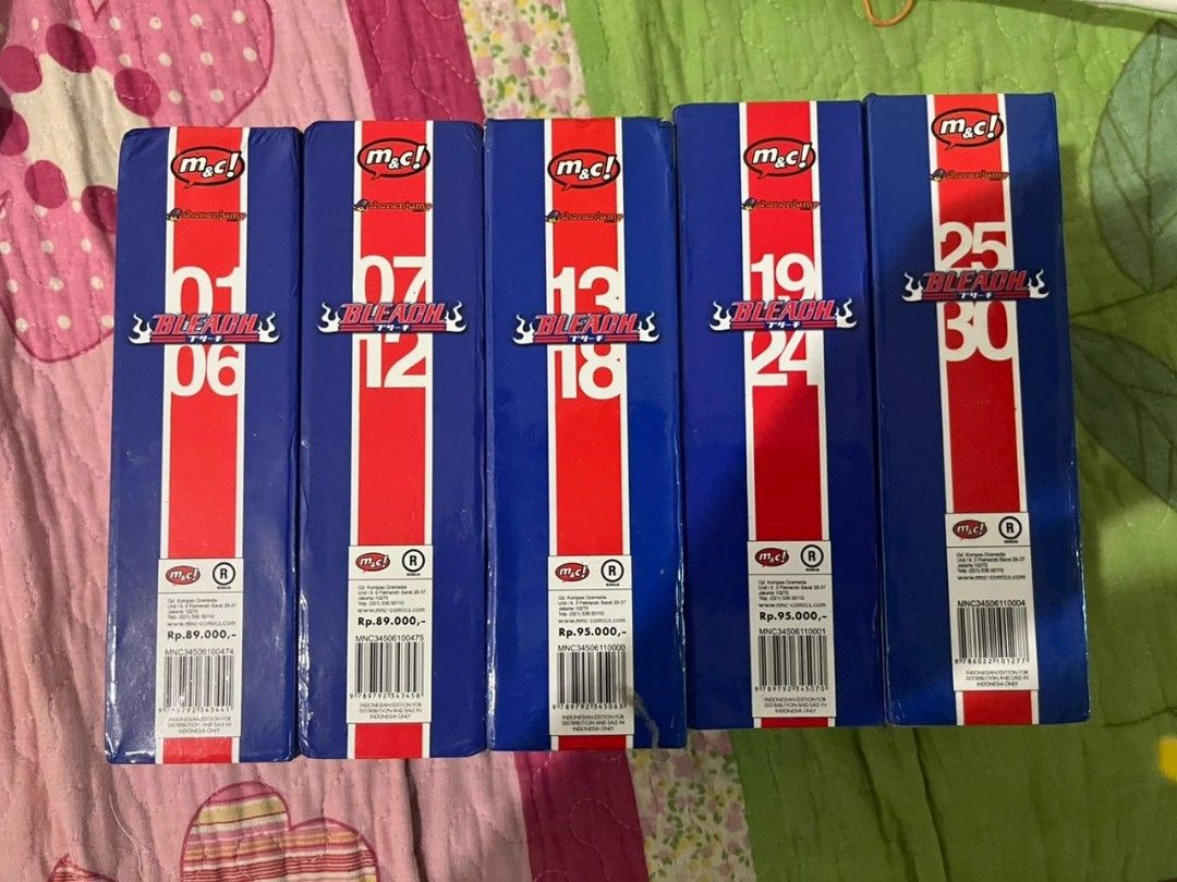 Bleach Box Set Volume 130, Hobbies & Toys, Books & Magazines, Comics