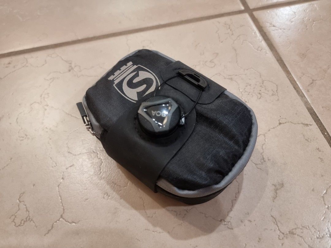 Boa saddle bag, Sports Equipment, Bicycles & Parts, Bicycles on Carousell