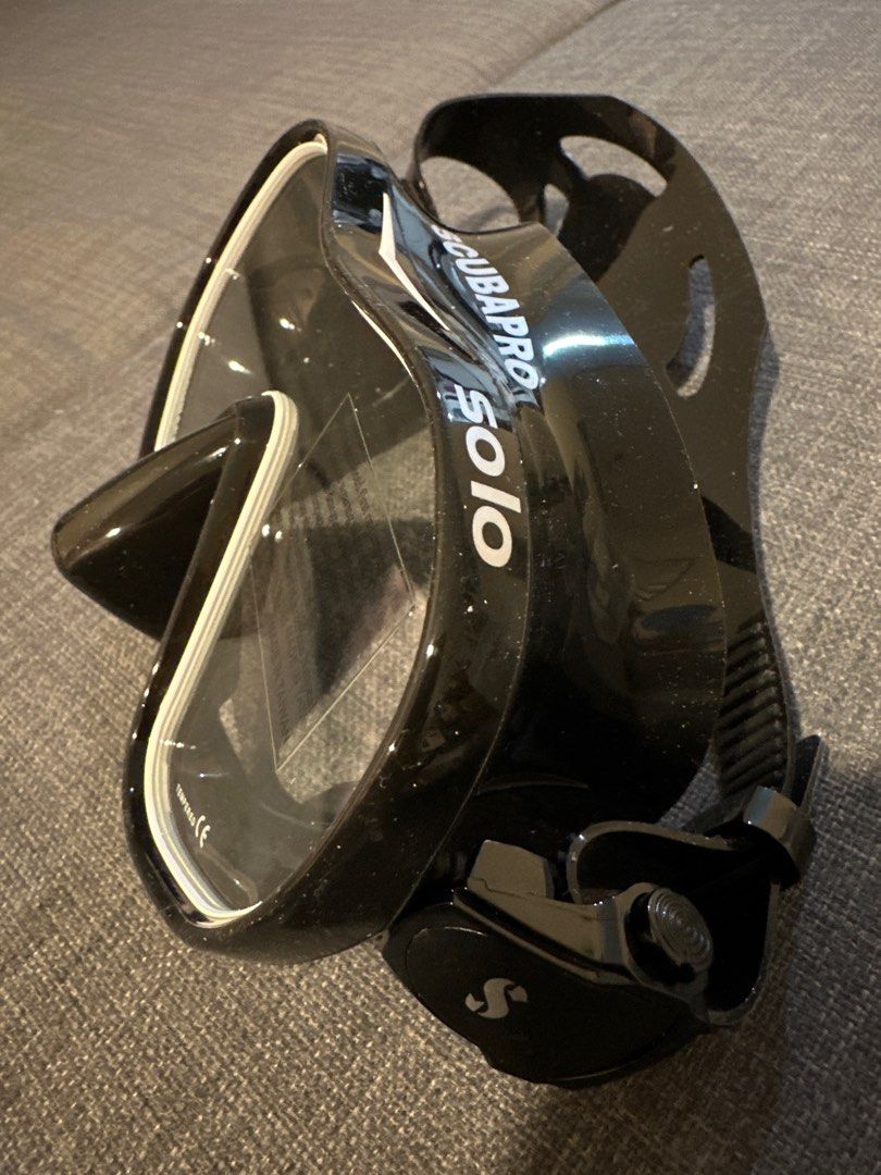 BRAND NEW Scubapro SOLO Mask, Sports Equipment, Sports & Games, Water