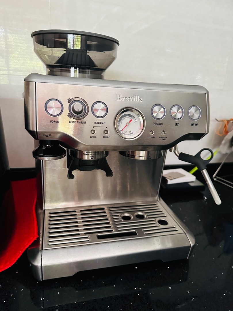 Breville Coffee Machine BES870, TV & Home Appliances, Kitchen