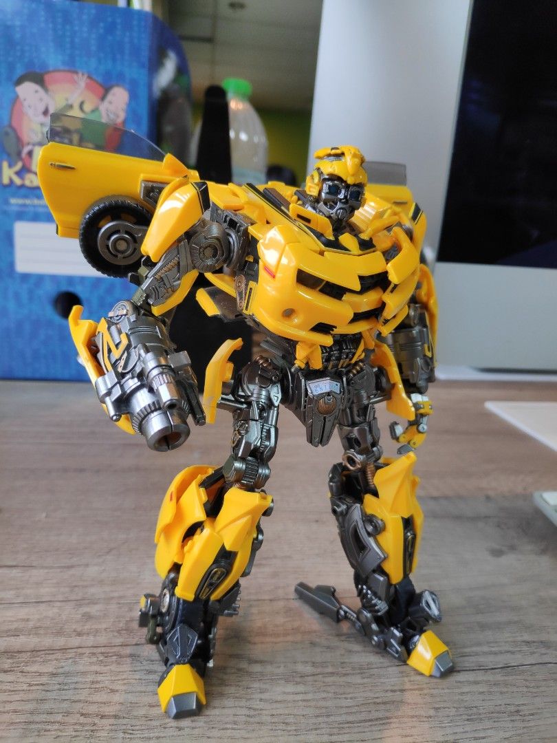 Lt 01 bumblebee top