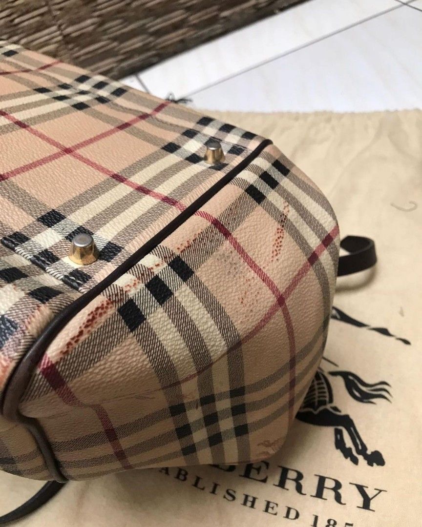 Burberry made in Italy authentic on Carousell