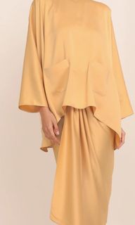 (Category: ) located in . Submitted by the.lush.factor (Listing ID 1224430574, Image 1). Description: .