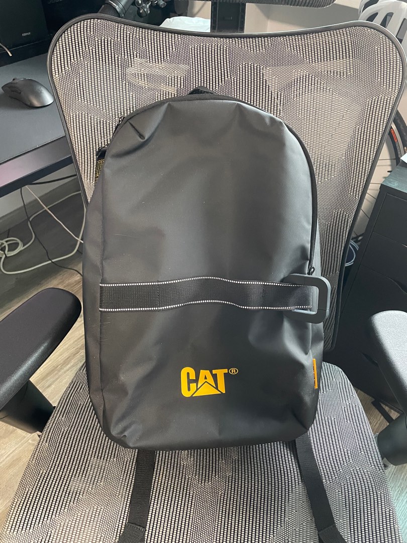 Caterpillar Waterproof Daily Backpack, Men's Fashion, Bags, Backpacks