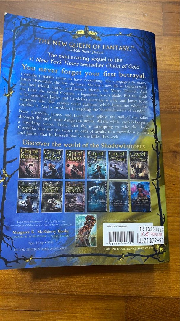 Chain of Iron, Hobbies & Toys, Books & Magazines, Fiction & NonFiction