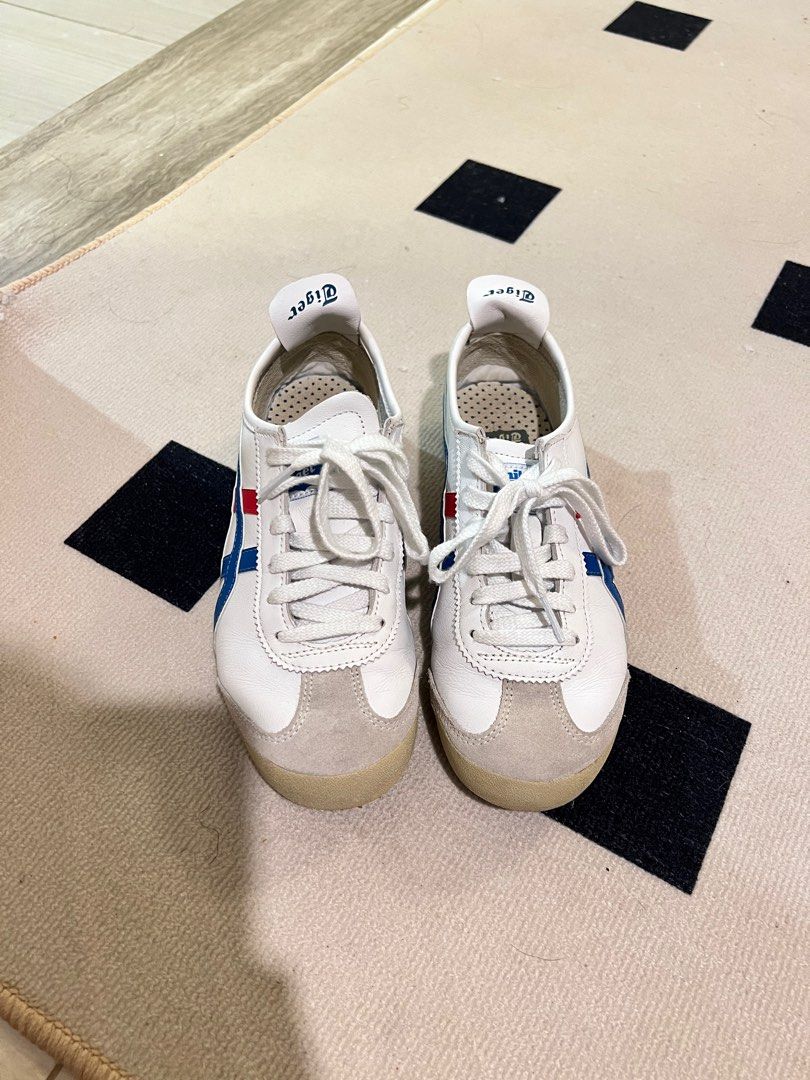 Classic Onitsuka Tiger (Category: Sneakers) located in Singapore. Submitted by martingj12 (Listing ID 1224474091, Image 1). Description: Rarely wear it (3-4 times) Want to sell it cos I wear sneaker not so often.