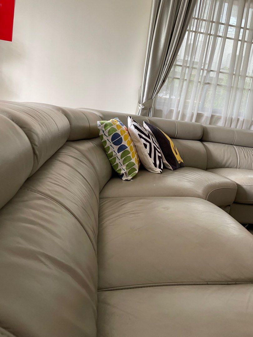 (SUPER COMFORTABLE) Genuine Leather Corner LShape Sofa (68 seater