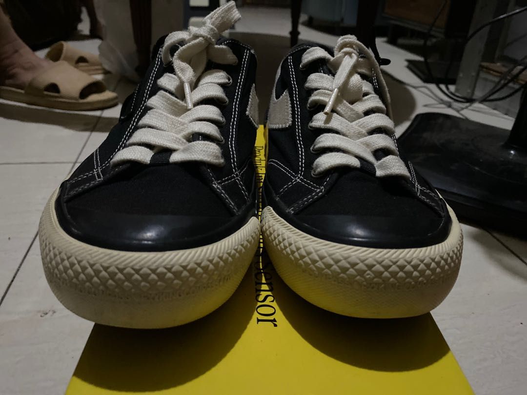 Compass FR2 proto low v2 on Carousell