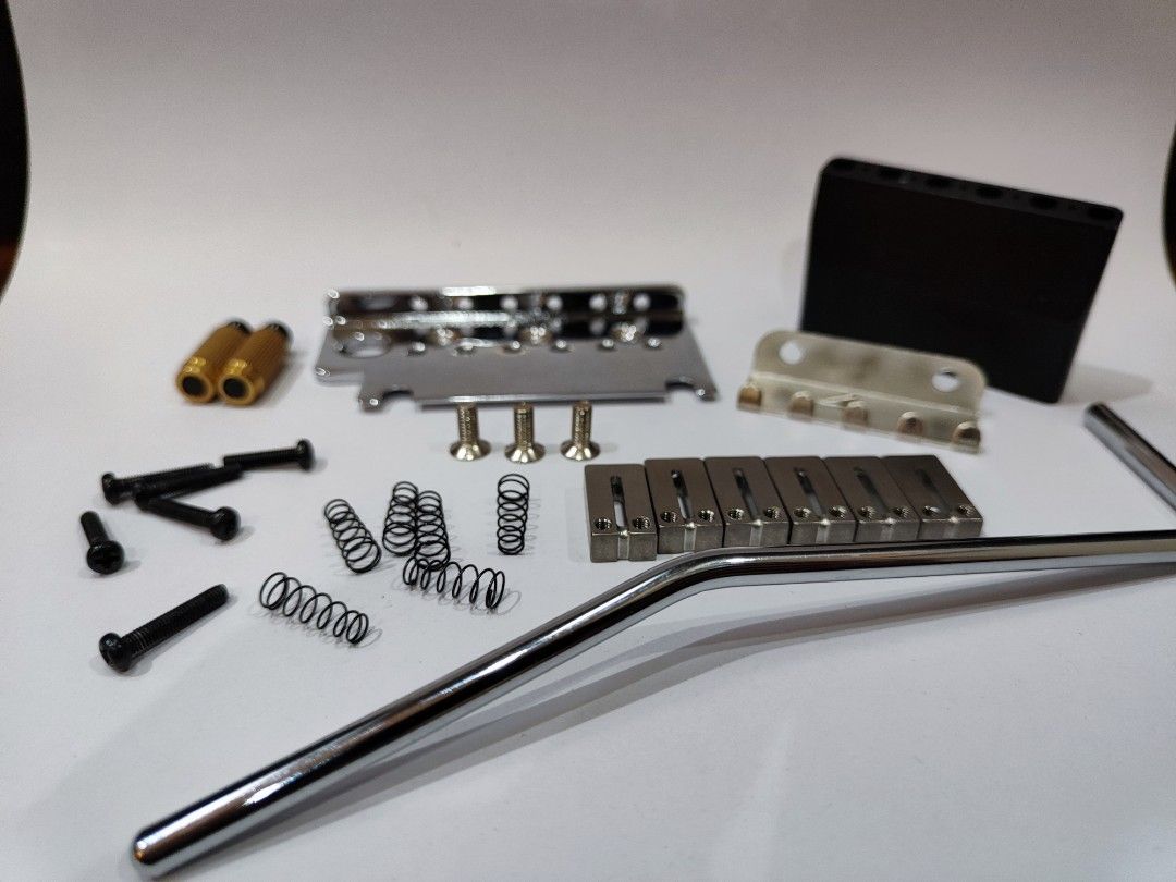 Cort CFA III tremolo without tremolo socket
