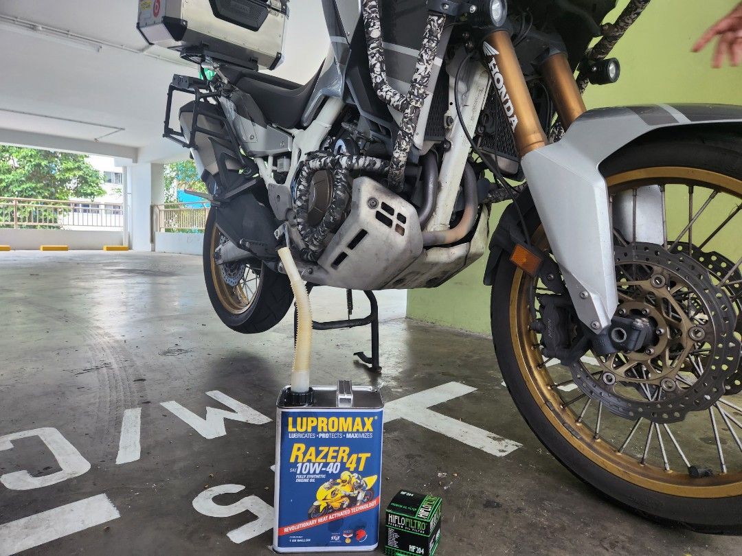 CRF1000L On Site Servicing Yishun Ave 3, Motorcycles, Motorcycle