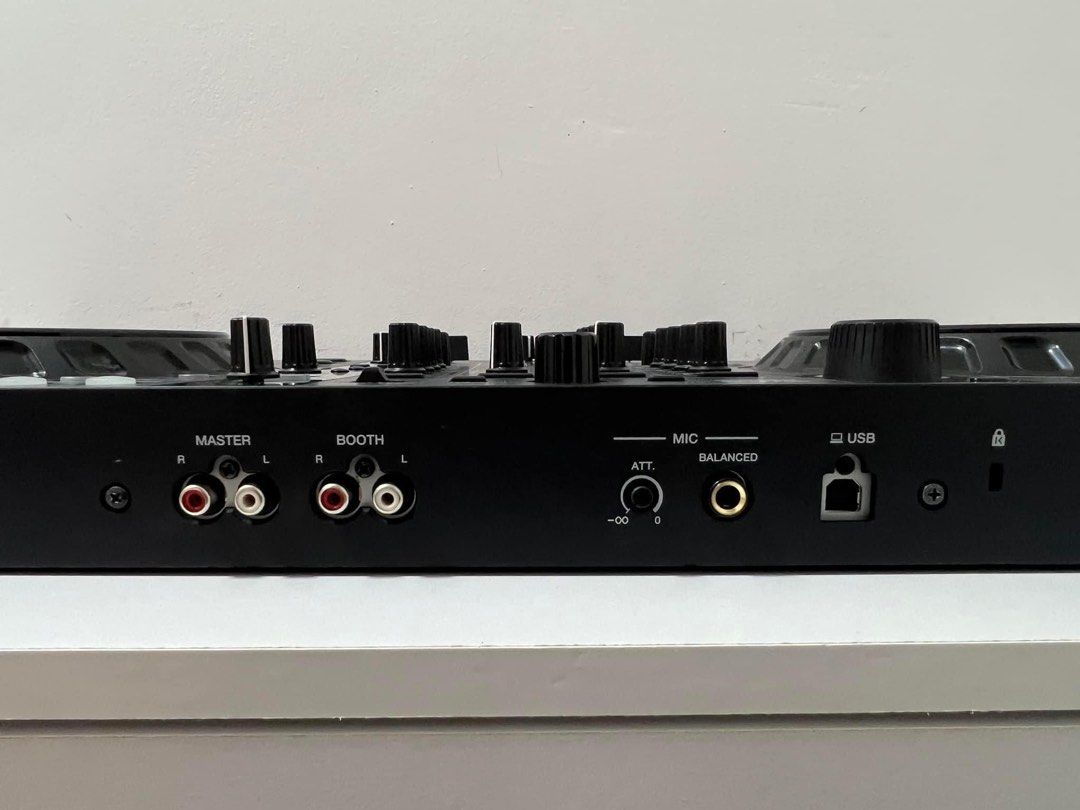 DDJ FLX6, Hobbies & Toys, Music & Media, Musical Instruments on Carousell