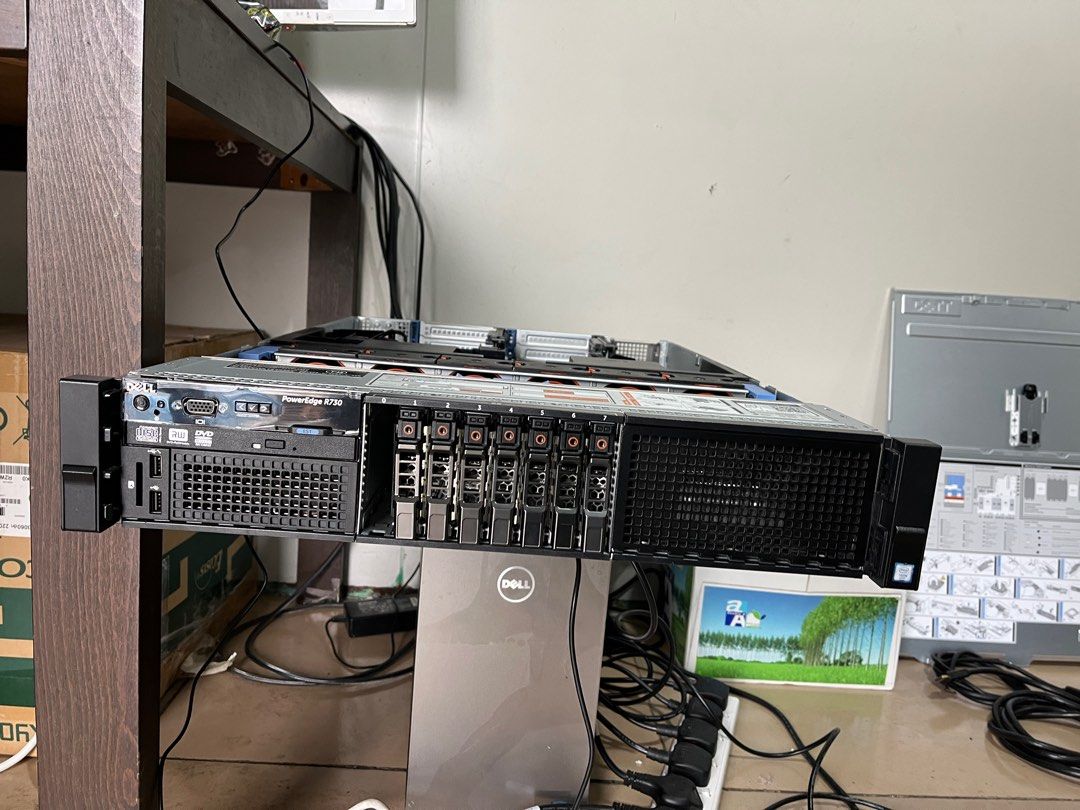 Dell r730 2u 128gb cpu:2680v4, 電腦＆科技, 商務用科技產品 - Carousell