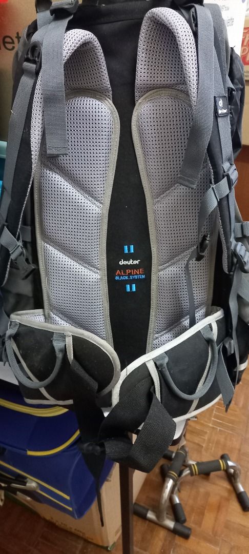 Deuter 55 liter top