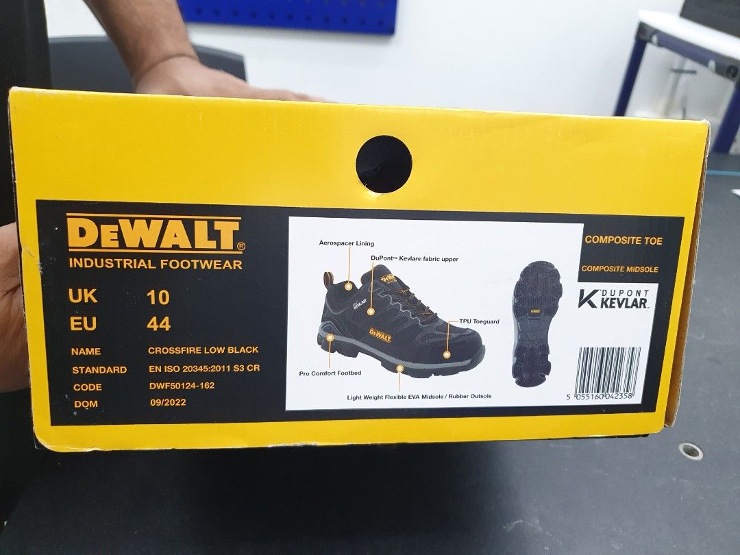 Dewalt safety shoe, Men's Fashion, Footwear, Shoe inserts & accessories