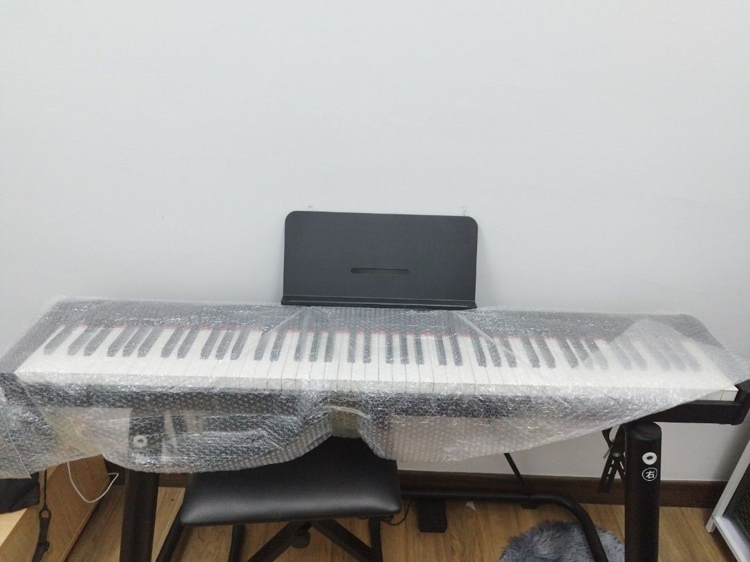Digital Piano Hammer action, Hobbies & Toys, Music & Media, Musical