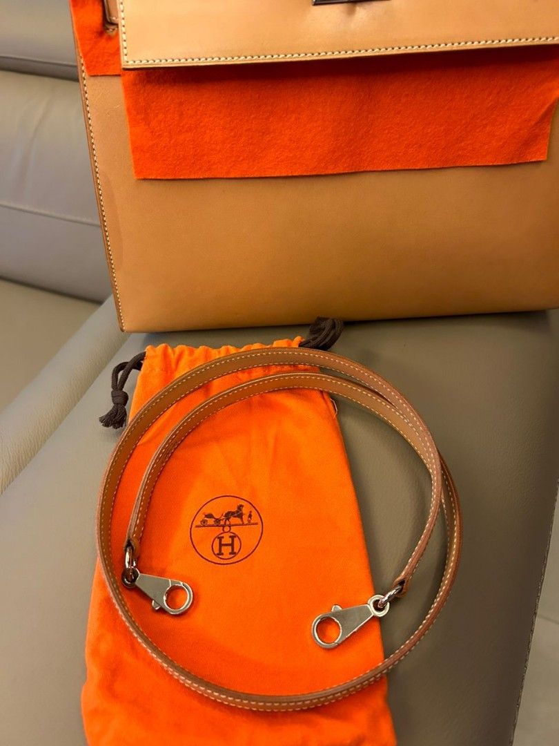 Hermes Kelly 28cm Retourne Togo Leather Gold Hardware, 9D Jaune Ambre - H  Famous