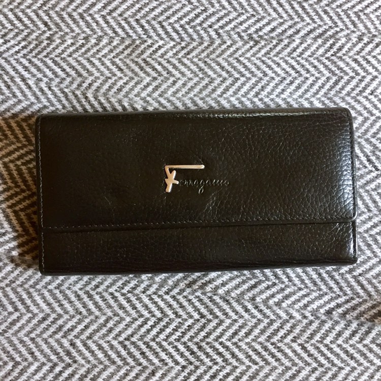 Ferragamo black long wallet, Women's Fashion, Bags & Wallets, Wallets ...
