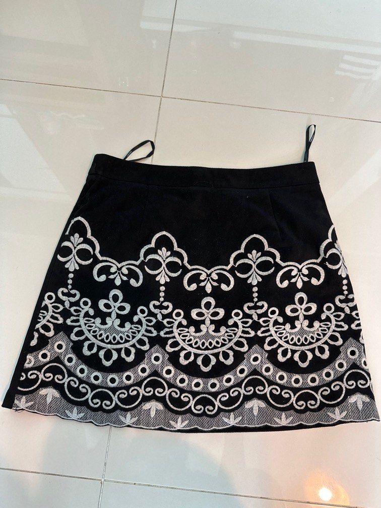 Embroidered skirt forever 21 outlet