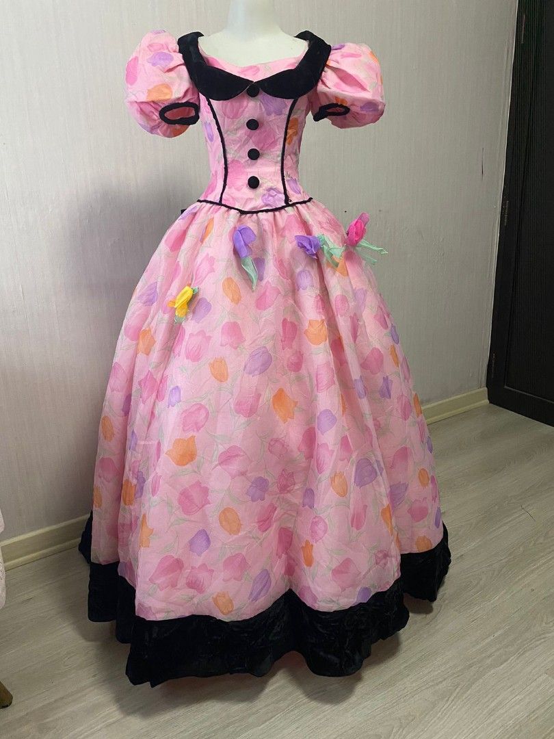 Gaun mewah ala ala princess barbie