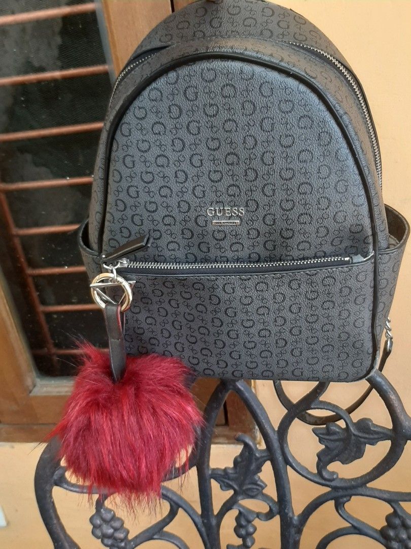 GUESS EVANS COLLECTION TRAVEL BACKPACK Barang Mewah Tas Dompet