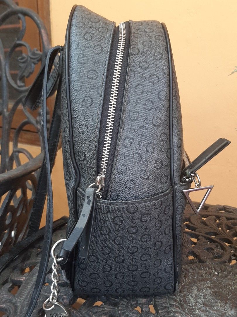 Guess evans backpack hotsell