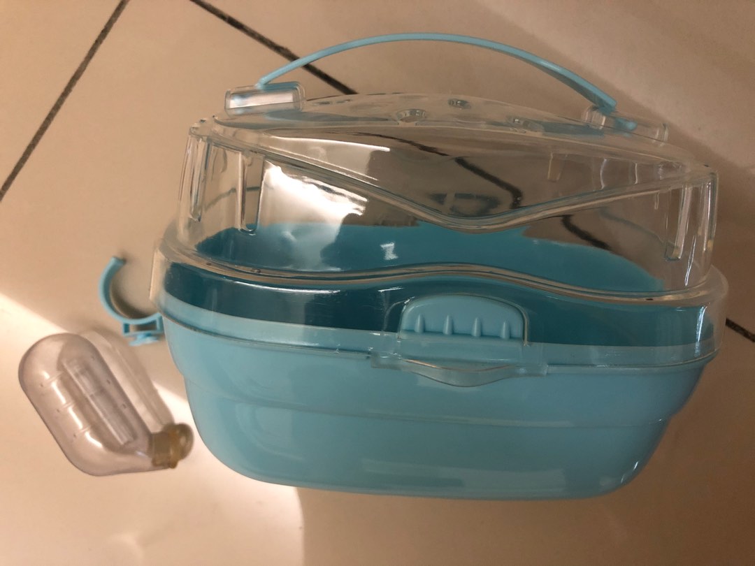 Hamster Carrier ( 2 Color Available), Pet Supplies, Homes & Other Pet