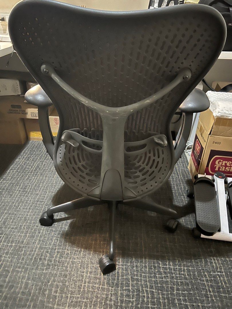 Herman Miller ergonomic chair, Furniture & Home Living, Office Furniture & Fixtures on Carousell