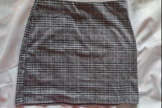 H&M plaid skirt