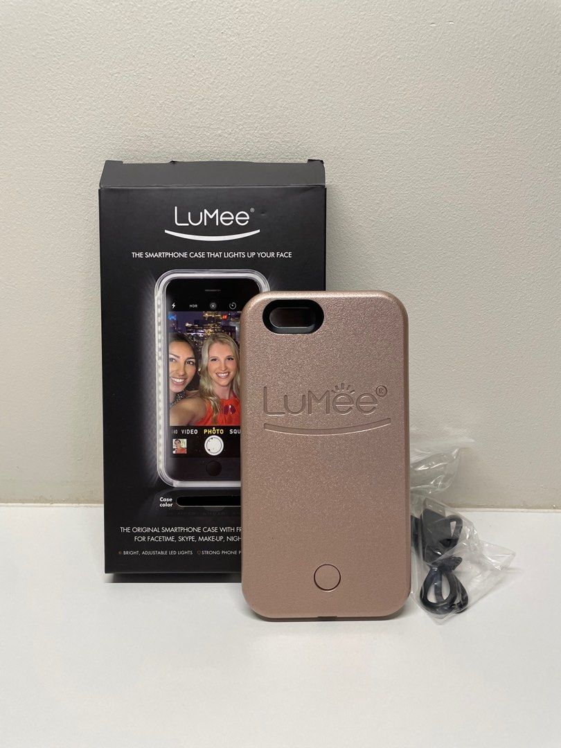 iPhone 5/5s/6 Cases (Category: Cases & Sleeves) located in Cebu City. Submitted by regclosetclear (Listing ID 1224397257, Image 2). Description: iPhone 5/5s Clear Hourglass Case - 50 iPhone 5/5s Black Case - 100 iPhone 6 Lumee Case - 250 iPhone 6 Kate Spade Case - 200 Get 50 off if you buy 2 or more cases.