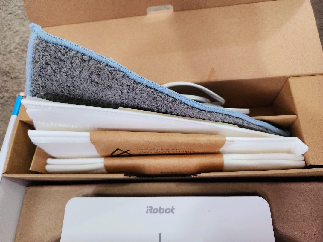 iRobot Braava Jet M6, TV & Home Appliances, Vacuum Cleaner ...